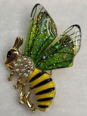 New Gold-tone Rhinestone Bumblebee Brooch / Pin